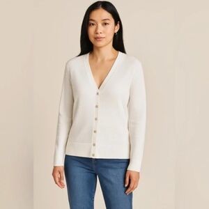 NWT TALBOTS WOMENS WHITE BUTTON DOWN SWEATER CARDIGAN VNECK GOLD DETAIL MEDIUM
